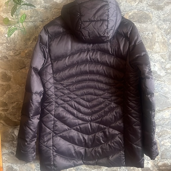 The North Face Metropolis 550 Purple Down Puffer Jacket - Picture 4 of 11